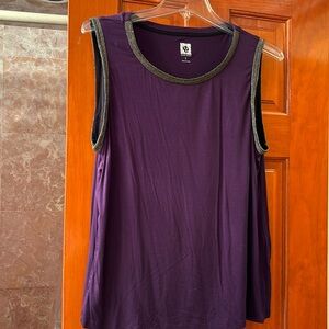 Beautiful soft comfy embellished Ann Klein sleeveless shirt like New!